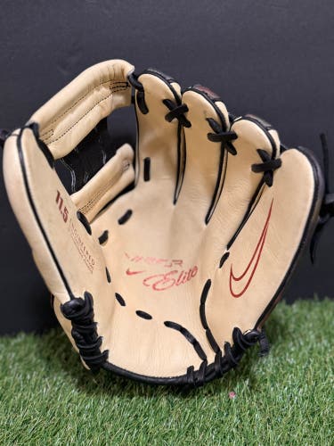 New without Tags 2025 Nike Vapor Elite RH Infield Baseball Glove 11.5"