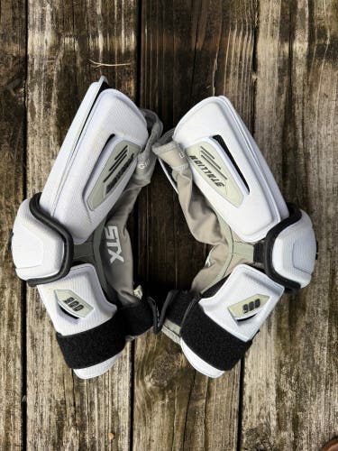 Large Adult STX Stallion 900 Arm Pads (Used)