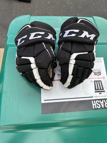 CCM AS1 Gloves 12" (Used)