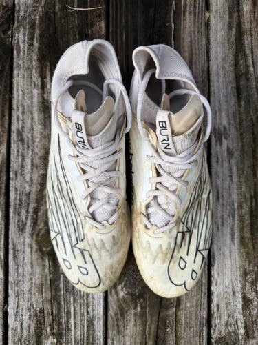 White Men's Size M 11.5 (W 12.5) Adult New Balance Burn X2 Low Low Top Molded Cleats (Used)