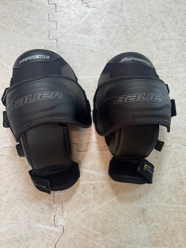 Bauer Supreme JR knee pads