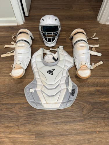 White Easton Black Magic Catcher's Set (Used)