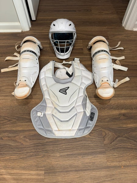 White Easton Black Magic Catcher's Set (Used)