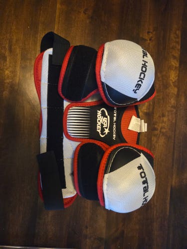 Youth Large Shoulder Pads (Used)