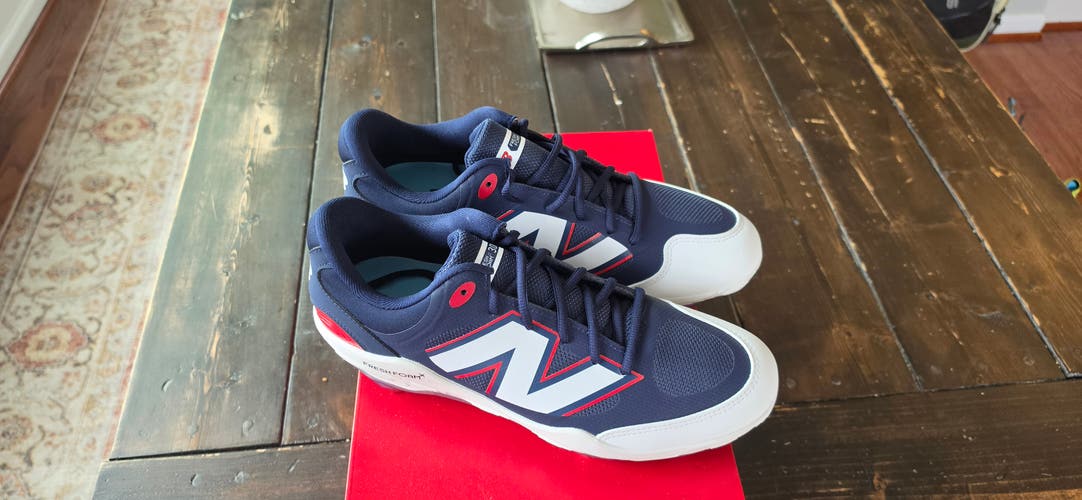 Red Men's Size M 10.5 (W 11.5) Adult New Balance Metal Cleats (New)