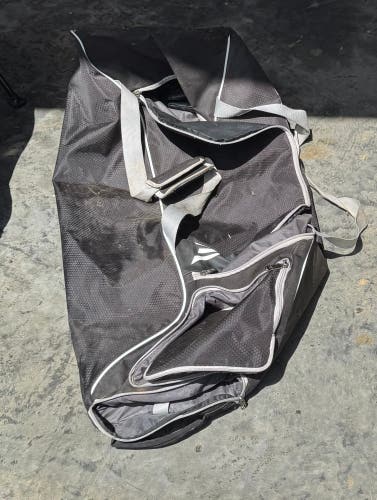 Easton Bat Bag (Used)