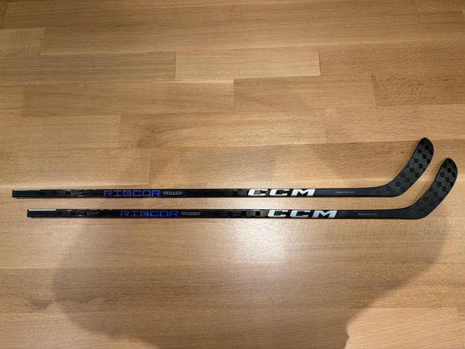 NEW 2 Pack Pro Stock CCM Trigger 7 Pro P28 70 Flex Senior Right Grip