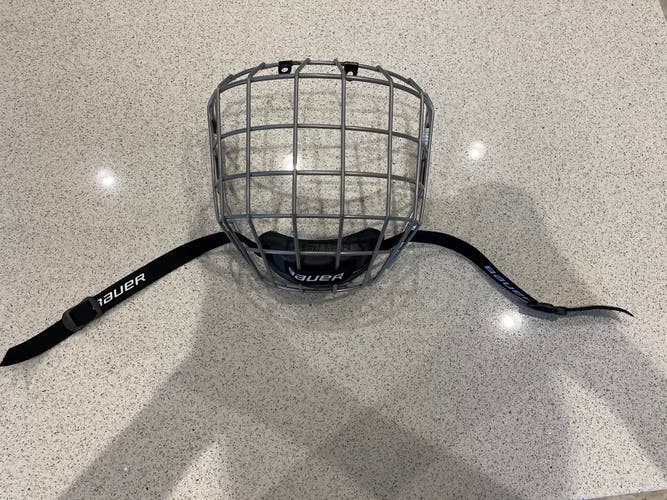 NEW Bauer Full Cage Large