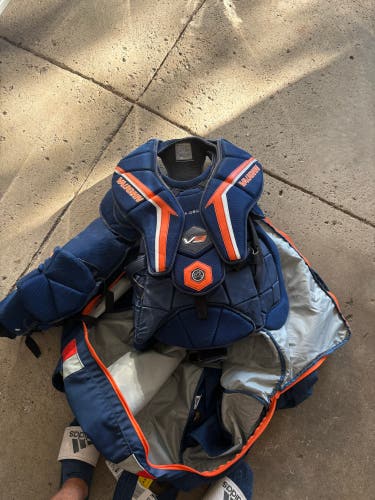 XL Vaughn SLR4 Pro Carbon Goalie Chest Protector Pro Stock (Used)