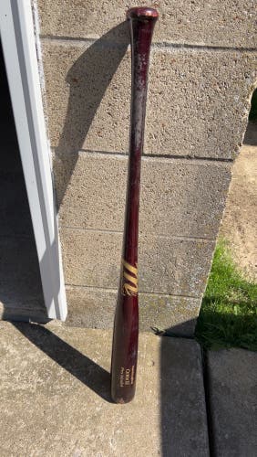 2015 Marucci Cutch 22 Maple Bat (-3) 30 oz 33" (Used)