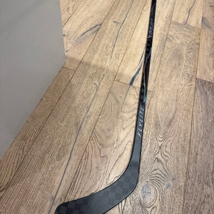 Intermediate Bauer Proto2 Right Handed Hockey Stick P92 65 Flex (New)
