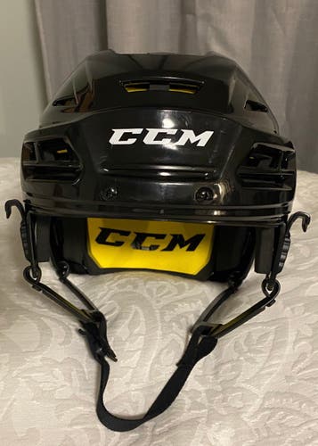 Large CCM Tacks 210 Helmet (New)