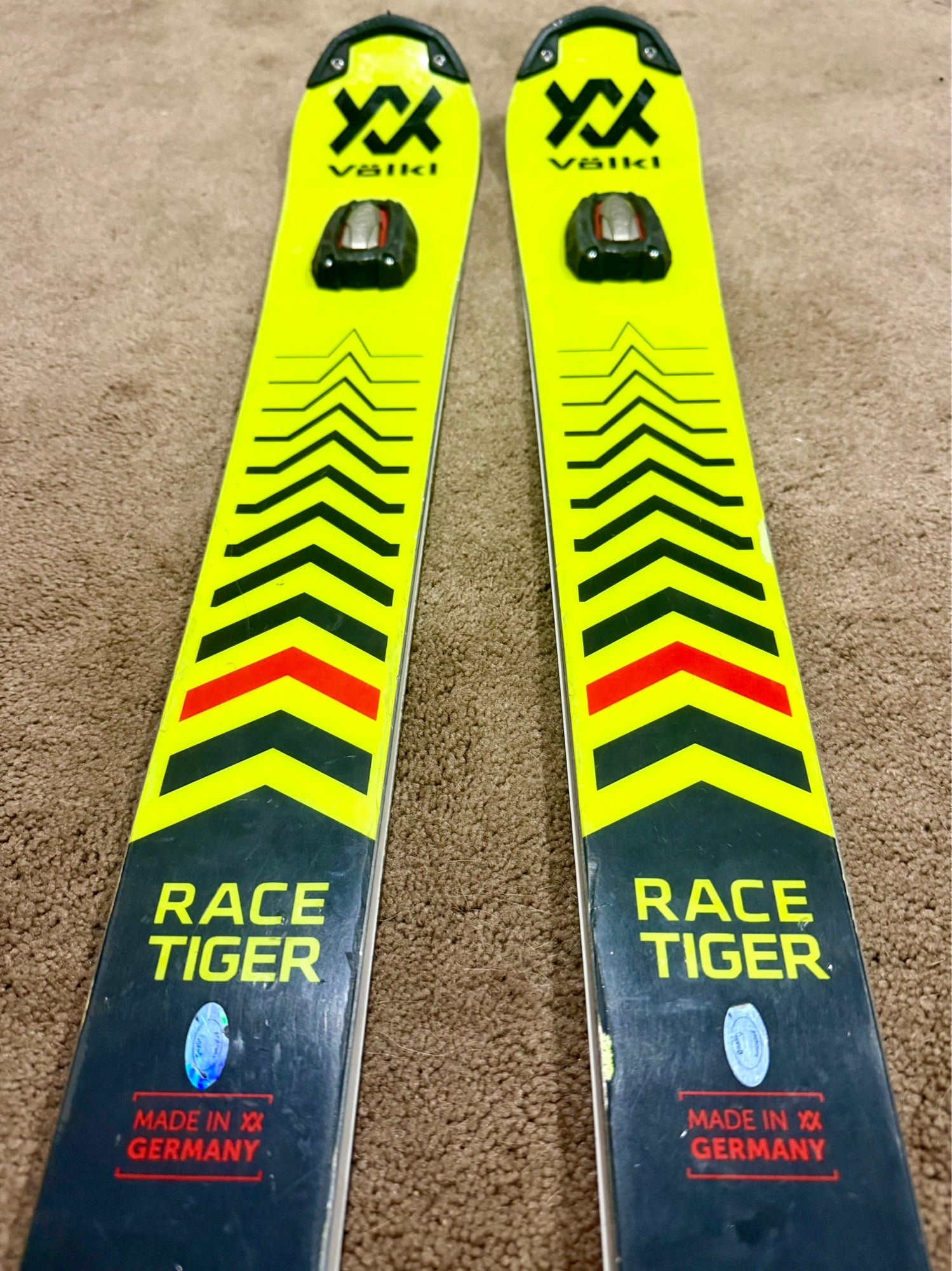 New 165 cm Volkl Racetiger SL Skis | SidelineSwap | Buy and Sell