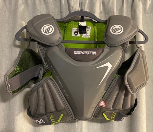 Medium Adult Maverik MX Shoulder Pads (Used)