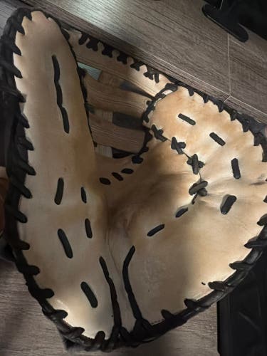 Mizuno MVP Prime RH First Base Baseball Glove 13" (Used)