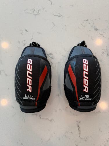 Youth Large Bauer Lil Sport Elbow Pads (Used)