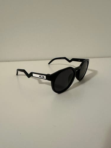 Black Unisex Adult One Size Fits All Oakley Sunglasses (New)