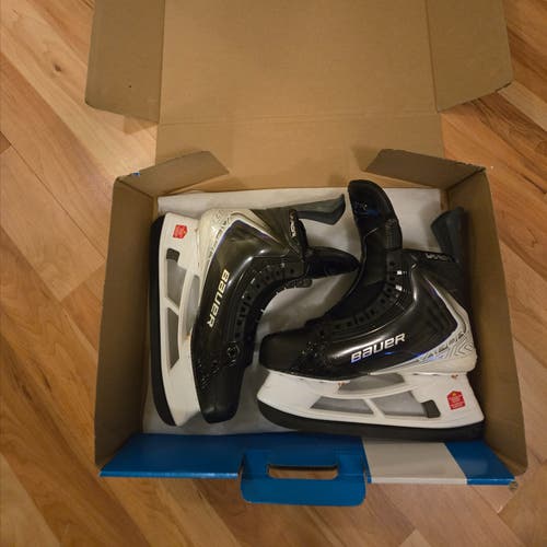 Used 2025 Senior Bauer Vapor Flylite Hockey Skates (Size 9, Fit 3 - High Volume)