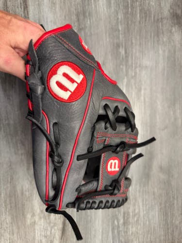 Wilson A1000 RH Infield Baseball Glove 11.5" (New)