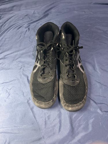 Asics wrestling shoes