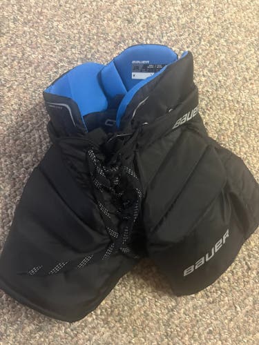 Junior Medium Bauer GSX Hockey Goalie Pants Pro Stock (Used)