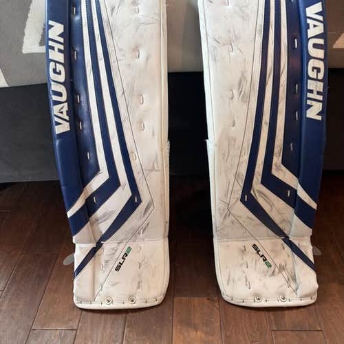 34" Vaughn Ventus SLR2 Pro - Full Set - Goalie Leg Pads - Blocker and Glove (Used)