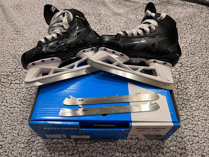 2024 Bauer Elite Goalie Skates - Junior Size 3.5 D *spare runners*