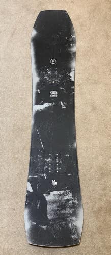 Ride Warpig- mens Medium 151 Snowboard