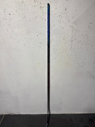 Senior Bauer Vapor Flylite Left Handed Hockey Stick P28 70 Flex - Fire and Ice (New)