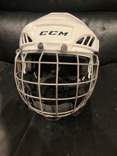 Small CCM FitLite 40 Helmet with Bauer true vision cage (Used)