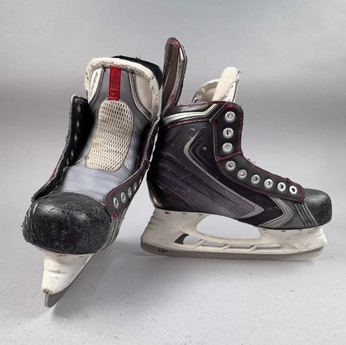 Bauer Vapor X3.0 Size 5 Intermediate Hockey Skates
