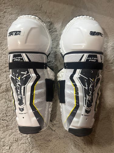 14” CCM TACKS ULTRA PRO Shin Guards