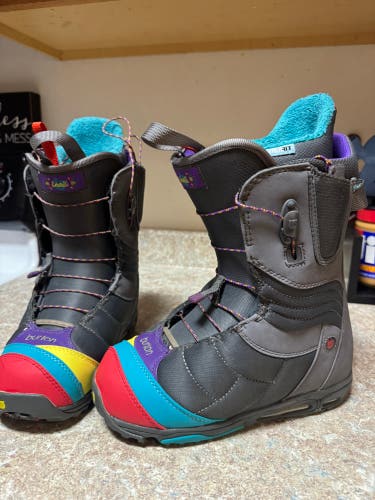 Women’s Sz 7 Burton Emerald Snowboard Boots imprint 2 speed lace boot seven