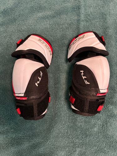 Junior Small CCM JetSpeed FT4 Elbow Pads (Used)