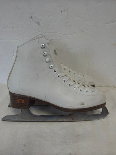 Riedell Figure Skates C Adult 6 (Used)