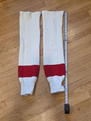 Milwaukee admirals White PRO stock Socks (Used)