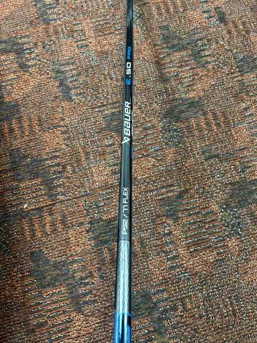NEW Bauer E.50 RIGHTY P92 77 Flex
