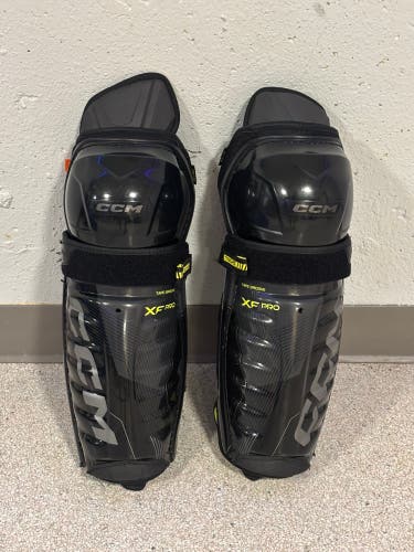 Senior CCM Tacks XF Pro 14" Shin Pads (Used)