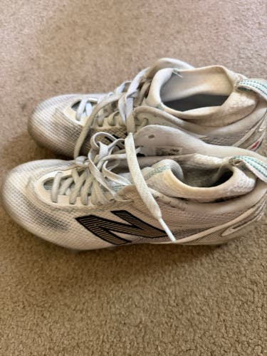 10 wide New Balance Freeze 5.0 awesome condition