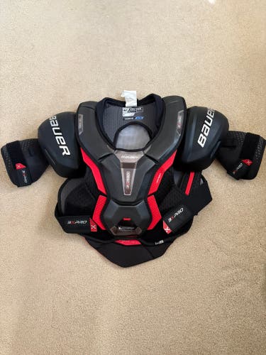Large Intermediate Bauer Vapor 3X Pro Shoulder Pads (Used)