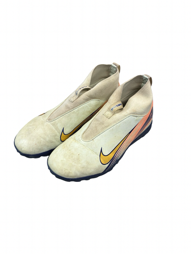 Used Nike Soccer Indoor Shoes White Junior 05 11682-S000137514