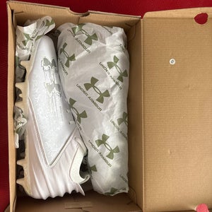 Men's Size M 12.0 (W 13.0) Adult Under Armour Molded Cleats Cleats (New)