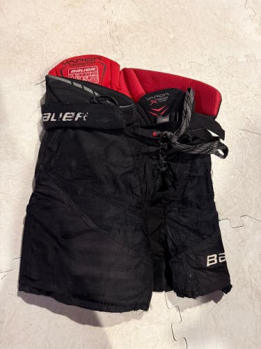 Junior Small Bauer Vapor X Velocity Hockey Pants (Used)