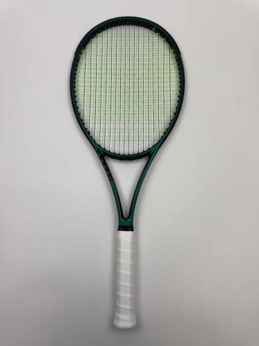 Wilson Blade V9 18x20, 4 1/4 Very Good Condition