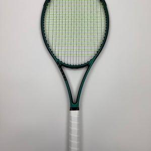 Wilson Blade V9 18x20, 4 1/4 Very Good Condition