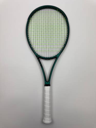 Wilson Blade V9 18x20, 4 1/4 Very Good Condition