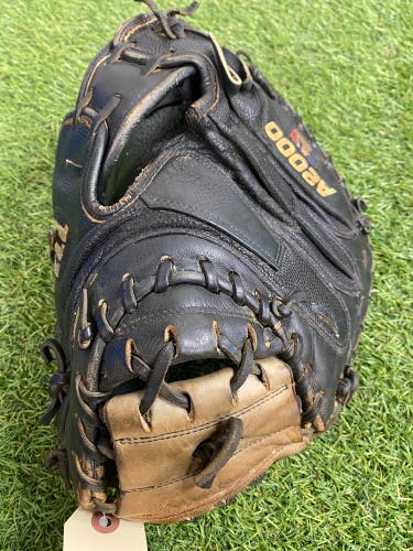 Wilson A2000 RH Catcher's Baseball Glove | 33"