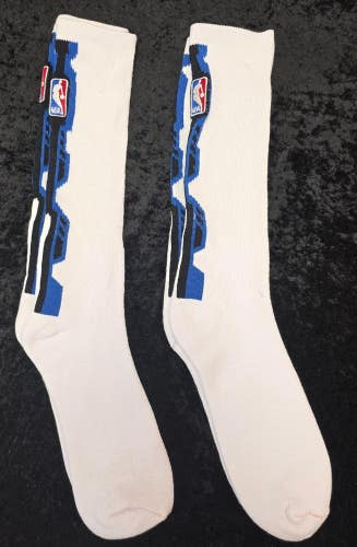 ST1 Mens NBA WHITE/ROYAL Logo Man Crew Socks Lot of 2 Pair LARGE New