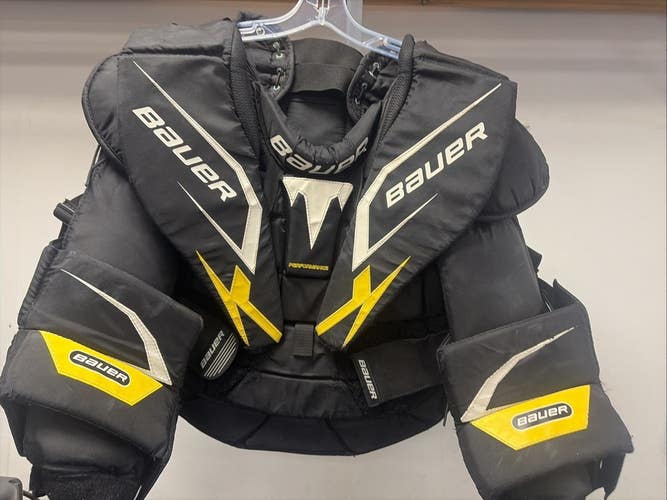 Senior Size Medium Bauer Performance Ice Hockey Goalie Arm & Chest Protector