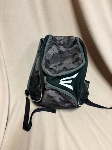 Easton camo Bat Pack (Used)